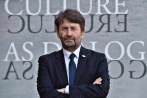 Franceschini: Italia pronta a ricostruire Teatro di Mariupol