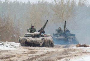 Ucraina: lungo convoglio militare russo verso Kiev