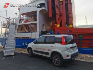 Genova: Guardia Costiera ferma Cargo Panamense. Gravi irregolarità a bordo
