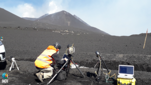 INGV, aperte iscrizioni a progetto di alta formazioni fra Etna e Islanda