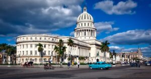 Cuba, Biden cancella le restrizioni imposte da Trump