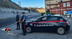 Reggio Calabria, minacciava passanti con coltello. Arrestato dai Carabinieri