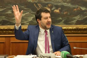 Elezioni 2022: Andrea Crisanti contro Matteo Salvini