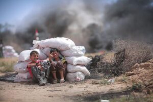 Gaza: ancora morti tra cui sei bambini