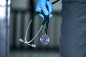 Flash – Ospedale di Prato: medici e infermiere indagati per omicidio colposo