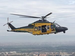Marche: intervento elicottero Guardia di Finanza