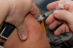Influenza, dagli USA un vaccino “universale”: combatte 20 virus