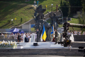 Ucraina, Zelensky: “Metà Russia con Prigozhin, l’altra metà con Putin”