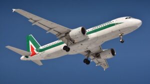MEF riapre trattativa per cessione ex Alitalia