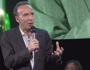 Benigni compie 70 anni. Auguri anche dal Presidente Mattarella