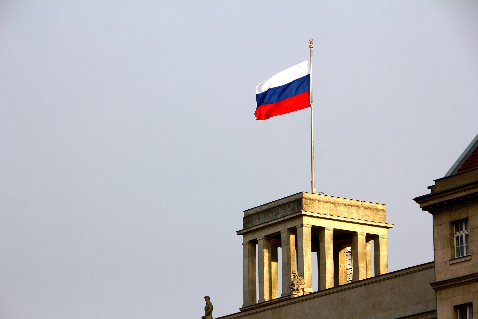 russia-bandiera - lavrov - ph.pixabay