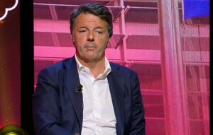 Renzi, petizione contro cancellazione bonus cultura per i giovani