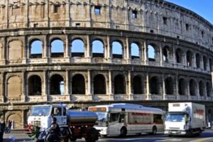 Roma: principio d’incendio su bus Atac