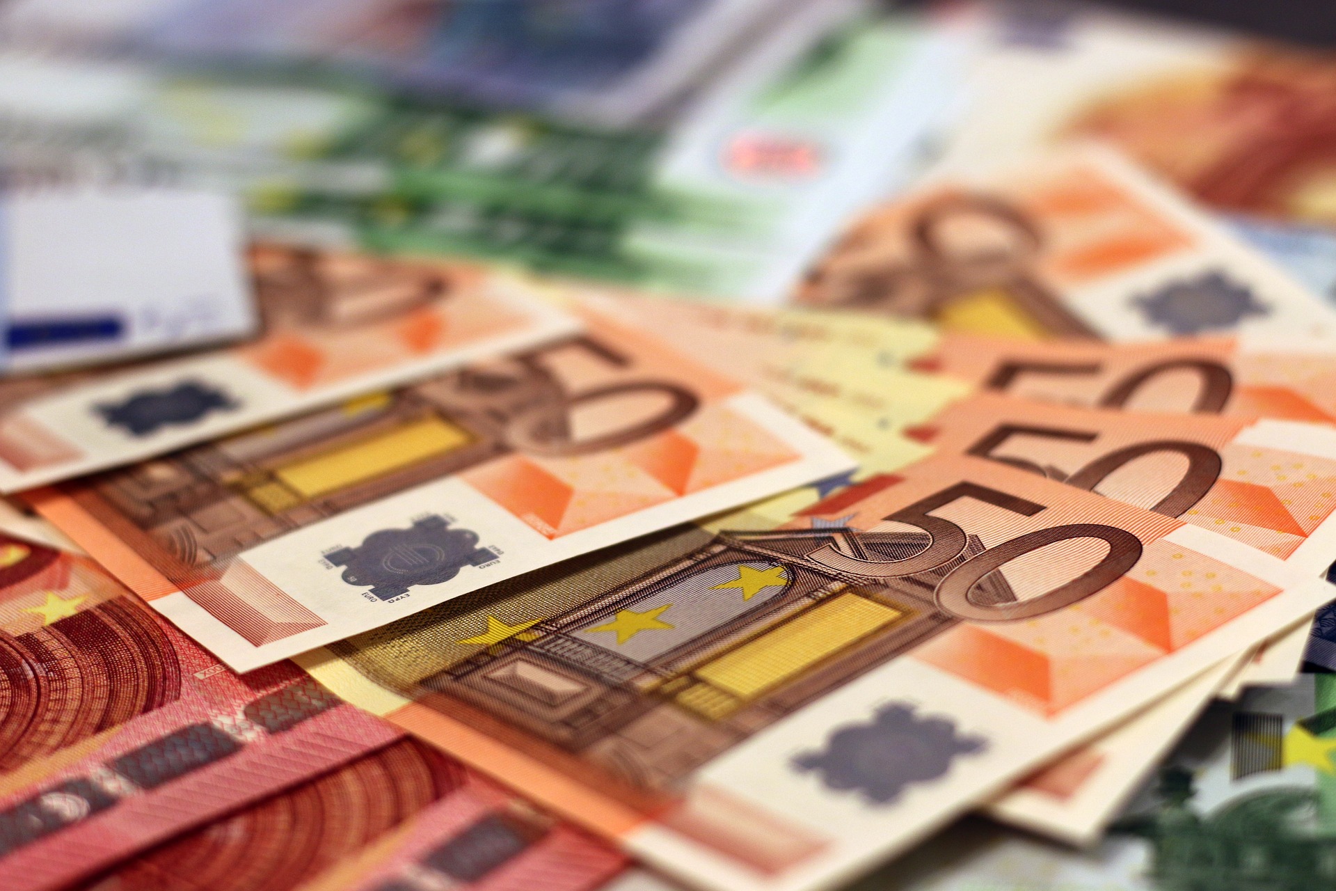 euro-contanti-Flash-Tetto- ph.pixabay