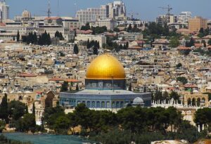 Attacco terroristico a Gerusalemme, 7 morti