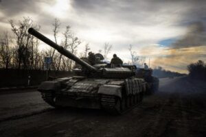 Ucraina, la Spagna invia sei carri armati Leopard