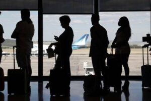 Flash – Francia: allarme bomba in 5 aeroporti