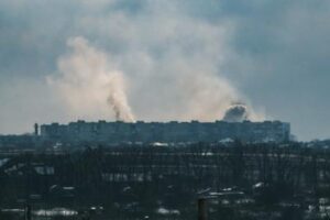 Kiev: attacco missilistico a Ovest