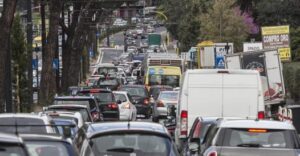 Roma: continua il blocco del traffico a causa dello smog