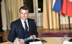 Francia, Macron: “Esito del voto chiaro, non si può ignorare”