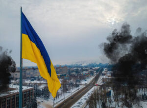 Ucraina, attacco russi su civili in fila per aiuti umanitari