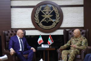 Libano: Crosetto incontra i militari italiani