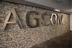 Agcom: multa da 5,85 milioni a Meta per violazione divieto pubblicità gioco d’azzardo