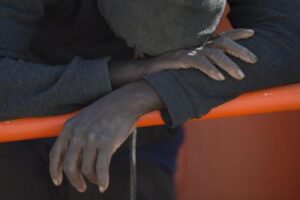 Migranti, Lampedusa: soccorse 42 persone. Tre sono disperse