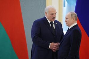Ucraina, Lukashenko: “situazione da risolvere nel 2014”