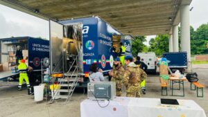 Militari consegnano presidi farmaceutici in Emilia Romagna