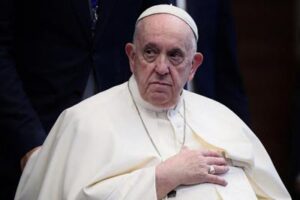 Papa Francesco: cancellate udienze a causa delle febbre
