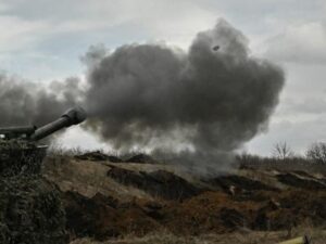 In Ucraina i russi attaccano dieci regioni: decine di morti e feriti