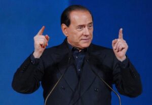 Testamento Berlusconi: i figli accettano l’eredità senza riserve