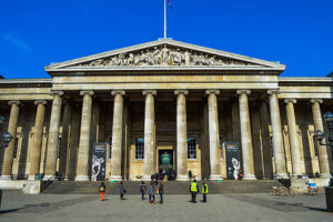 Troppi furti al British Museum, il direttore si dimette