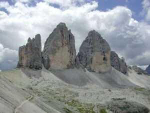 Piccole Dolomiti, frana: crolla guglia dell”Omo’ sul Carega