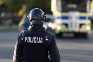 Flash – Slovenia: Italia reintroduce controlli al confine