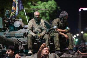 Putin: “miliziani Wagner o nell’esercito o vadano a Minsk”