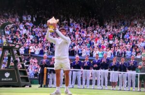 Wimbledon, Alcaraz trionfa. Djokovic ko al 5° set