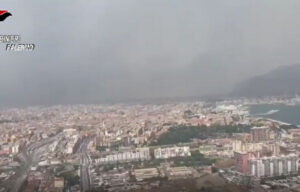 Palermo, ancora incendi ma situazione quasi rientrata