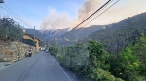 Incendio Sanremo, in fiamme boschi di Verezzo e la Valle Argentina