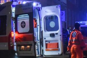 Milano: ragazzo di 23 anni pestato a sangue. È in coma