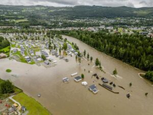Norvegia, crollo parziale di una diga: centinaia evacuati