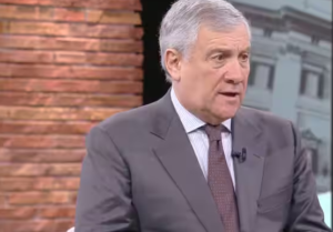 Bollette, Tajani: “Liberalizzare farà bene”