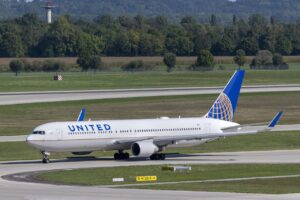 United e Alaska Airlines scoprono elementi allentati su Boeing 737