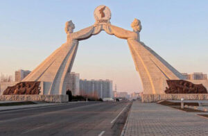 A  Pyongyang  demolito l’Arco della riunificazione