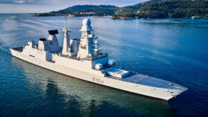 Nave militare italiana “Duilio“ abbatte drone nel Mar Rosso