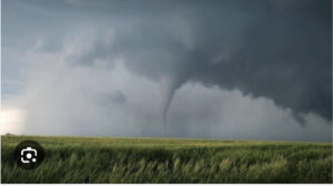 Tornado sull’Aeroporto di Trapani: gravi danni