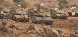 Israele ammassa tanks al valico di Rafah