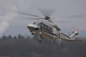 Elicottero si schianta sulle Alpi svizzere