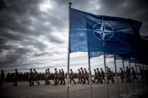 In Europa e dalla NATO soffiano inquietanti venti di guerra